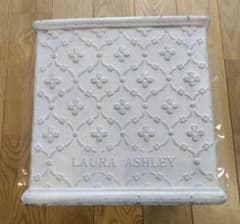 LAURA ASHLEY ローラアシュレイ 植木鉢 プランター - メルカリ