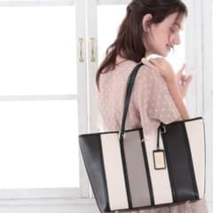 【月末更に値下げ！】クレリア Clelia バックのサムネイル