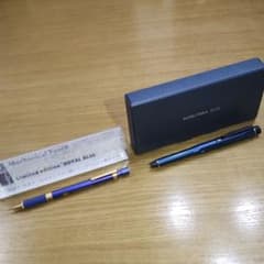 STAEDTLER 50th  Blueとクルトガダイブの2本セット STAEDTLER 50th Royal Blueとクルトガダイブの2本セット - メルカリ