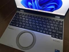 新品同様 Let’s note CF-SR4 13世代 1TB 16GB LTEのサムネイル