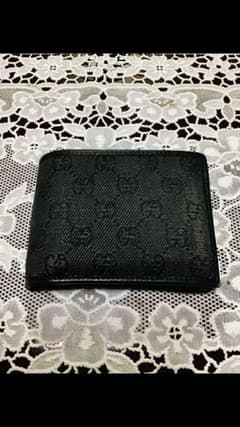 GUCCI 二つ折り財布 ブラック ❤️早い者勝ちSALE❤️のサムネイル
