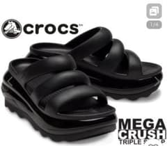 クロックス crocs MEGA CRUSH ブラックサンダル 新品 23cmのサムネイル