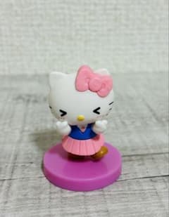 ハローキティ チョコエッグ　ミニフィギュアのサムネイル