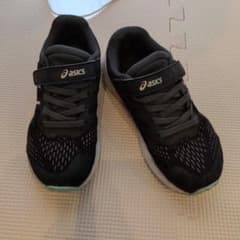 asics キッズスニーカー ブラック　19cmのサムネイル