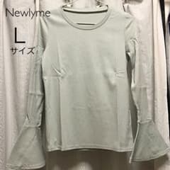 トップス カットソー　モスグリーンのサムネイル