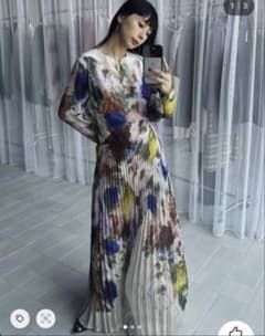 Ameri UND TEXTURE ART FLOWER DRESS - メルカリ