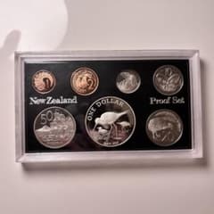 New Zealand 1985 Proof Set 記念硬貨のサムネイル