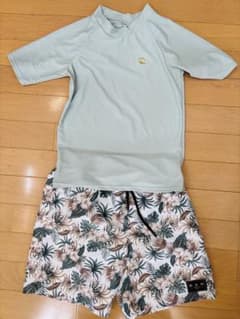 水着上下セット　男の子　140㎝のサムネイル