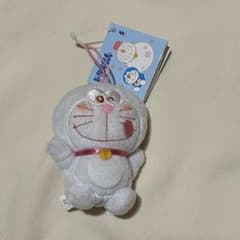 ドラえもん 雪だるま ホワイトマスコット　ストラップのサムネイル