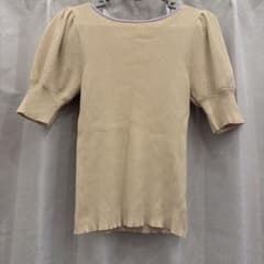 NATURAL BEAUTY BASIC 半袖 リブニット ベージュのサムネイル