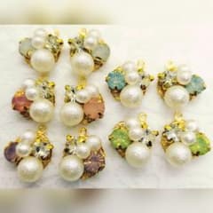 Sale☆D4 カン付きビジューチャームのサムネイル