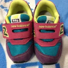 ニューバランス13.5のサムネイル