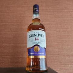 THE GLENLIVET 14年 シングルモルトウイスキー 700ml Amazon.co.jp: 【コニャック樽使用】ザ・グレンリベット14年 [シングル