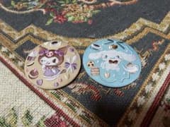 サンリオ 刺繍缶バッジ クロミ シナモンのサムネイル