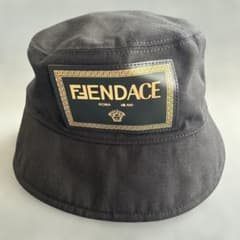FENDACE FENDI ヴェルサーチェ ハット バケット - メルカリ