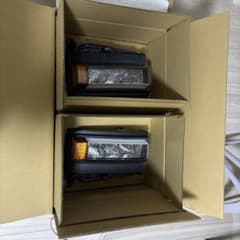 中古:試乗車取り外しTOYOTA ランクル250VX 純正ヘッドライト2個セット