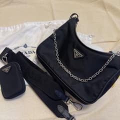 PRADA ブラックナイロン サコッシュのサムネイル