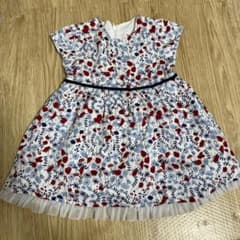 最終お値引き！　BeBe ワンピース 花柄 90cmのサムネイル