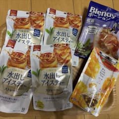 日東紅茶アイスティー 4個セット+伊藤園ドライマンゴー入ほうじ茶、ブレンディ紅茶のサムネイル
