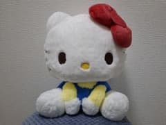 ハローキティのBIGぬいぐるみ【新品・未使用】のサムネイル