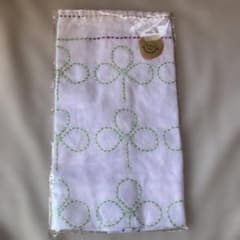 クローバー柄 刺繍 ふきん 台ふきん　花ふきん