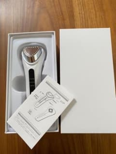 【★か〜こ★様専用】美顔器　イオン導入・導出　超音波　温熱美容器　USB充電のサムネイル
