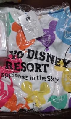 ハピネスインザスカイ　ディズニー Tシャツ Lサイズのサムネイル
