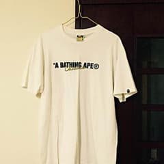 A Bathing Ape Tシャツのサムネイル