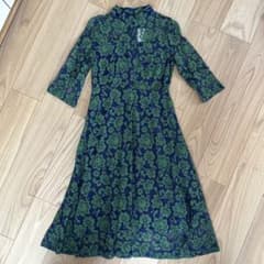 Libby & Rose 花柄レースドレス　Mサイズ　新品未使用のサムネイル