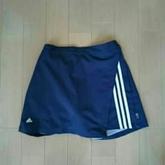 adidas Ｌサイズ＊ミニスカ風ショートパンツ《訳あり》のサムネイル