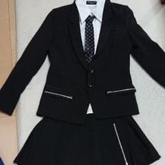 ミチコロンドン160黒卒業式のサムネイル
