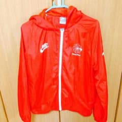 送料込 NIKE ナイロンパーカーのサムネイル