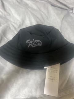 MAISON KITSUNÉ ブラック バケットハット xs/sのサムネイル