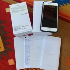 iPhone 6 64GB  AU 初期化済　箱あり　バッテリー91%のサムネイル