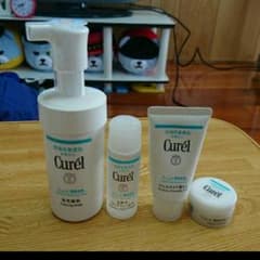 新品Cure'l キュレル  乾燥性敏感肌のサムネイル