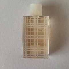 バーバリー    グッチ    香水のサムネイル