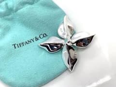 ティファニー フラワー ポインセチア ブローチ - メルカリ