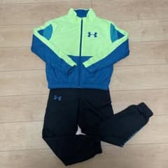 アンダーアーマー　キッズ　ウィンドブレーカーのサムネイル