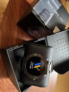 DIESEL ON スマートウォッチ Wear OS by Googleのサムネイル