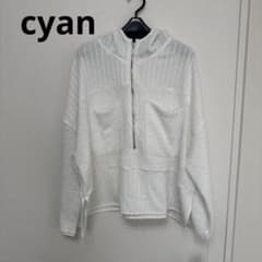 cyan tokyo ショートフェザーコンビフーディー ホワイト - メルカリ