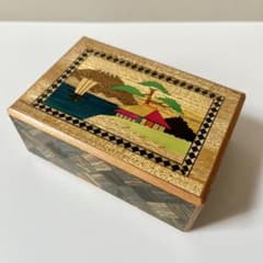 寄木細工 ミニ 秘密箱 からくり箱 4回仕掛け 木 木製 木彫 木彫り 置物