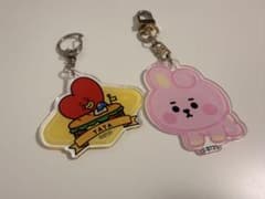 BT21 아크릴 키링 2 개 세트