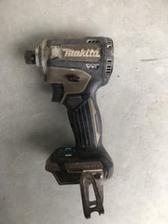 マキタ 18vインパクトドライバー170Dジャンク品のサムネイル