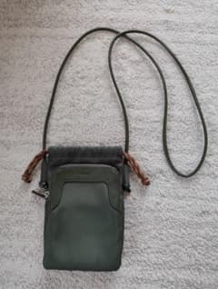 ※お値下げ　スマホショルダーのサムネイル