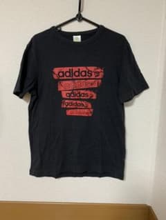 adidas Tシャツのサムネイル