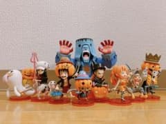 ワンピース　ワールドコレクタブル　フィギュア　ハロウィン　麦わらの一味のサムネイル