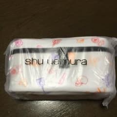 【非売品】shu uemura × KYE ポーチのサムネイル