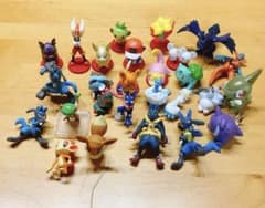 ポケモン キャラクター【ミニフィギュア】まとめ売り79体 ポケモン ミニフィギュア 26体まとめ売り - メルカリ