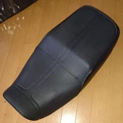ZRX1200Rの純正シートのサムネイル