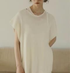 新品タグ付　SLOBE IENA , MANOF 半袖トップス ホワイトのサムネイル